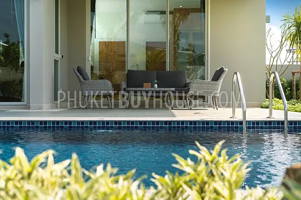 LAY6678: Magnificent Villa with a large garden in Layan area, Phuket. Photo #5