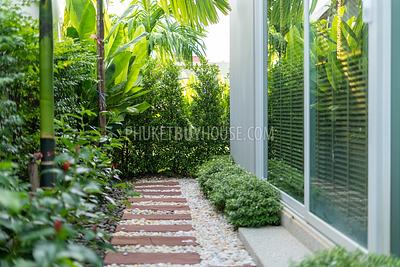 LAY6678: Magnificent Villa with a large garden in Layan area, Phuket. Photo #24