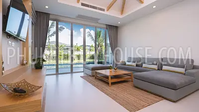 LAY6678: Magnificent Villa with a large garden in Layan area, Phuket. Fotoğraf #26
