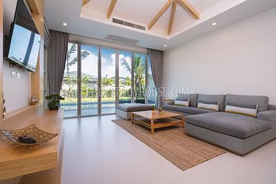 LAY6678: Magnificent Villa with a large garden in Layan area, Phuket. Photo #26