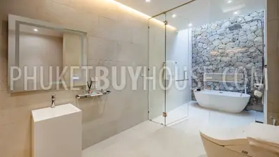 BAN7249: 4-Bedrooms, 2-Storey Villa in Bang Tao. Fotoğraf #14