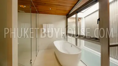BAN7249: 4-Bedrooms, 2-Storey Villa in Bang Tao. Fotoğraf #15