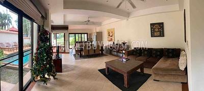 BAN6721: Villa with Golf View in Laguna. Photo #10