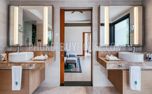 BAN6728: Premium Villa with Guaranteed Income in Laguna, Bang Tao. Photo #14