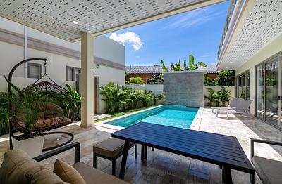 RAW22113: New modern 3 bedroom pool villa near the beach. Photo #20