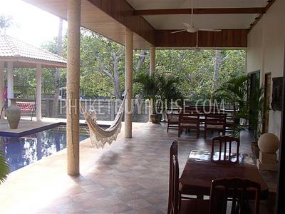 RAW1412: LUXURY VILLA WITH PRIVATE SWIMMING POOL AND LARGE TROPICAL GARDEN. Photo #2
