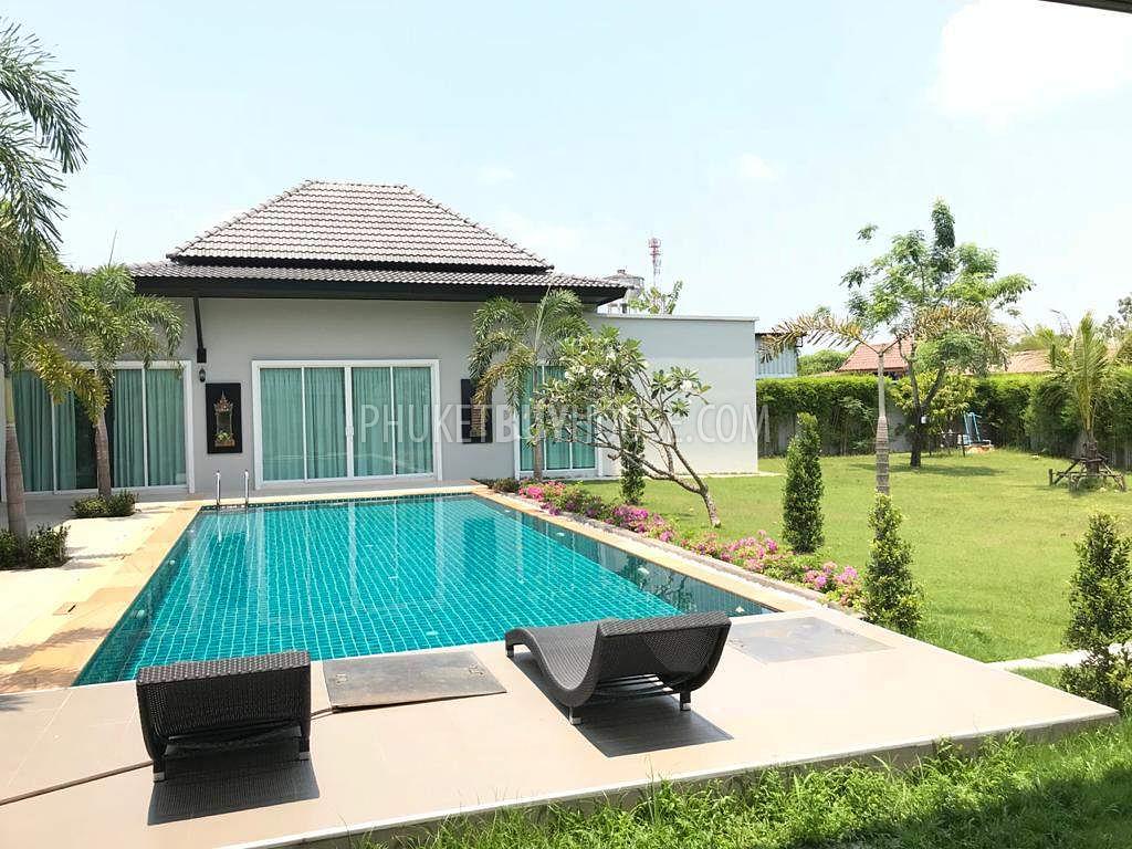 BAN6733: Magnificent Villa For Sale in Bang Tao. Photo #1
