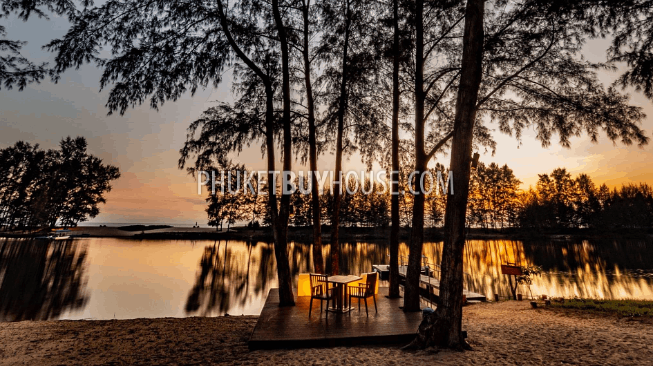 PHA6706: Beachfront Hotel for Sale in Phang Nga. Photo #17