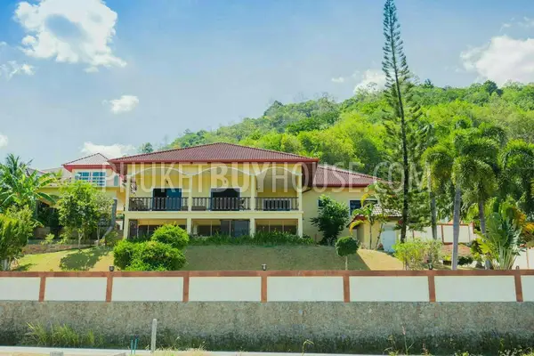 CHA6708: Cozy Villa for Sale in Chalong. Photo #10