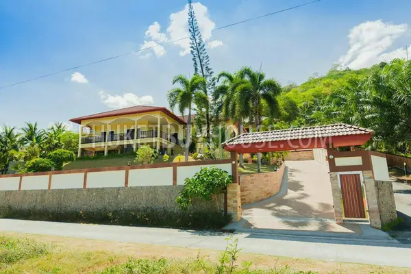 CHA6708: Cozy Villa for Sale in Chalong. Photo #12