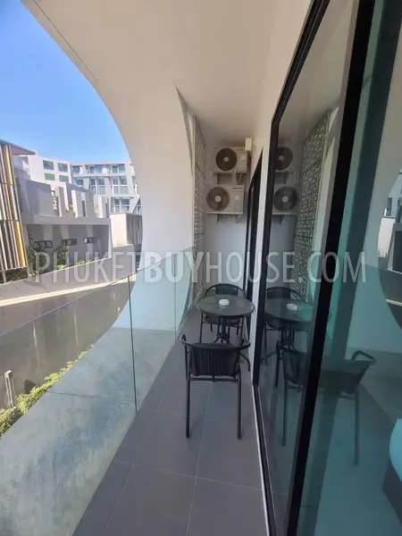 NAI22135: Modern Comfort: Fully Furnished 1-Bedroom Apartment in Naiharn. Photo #3