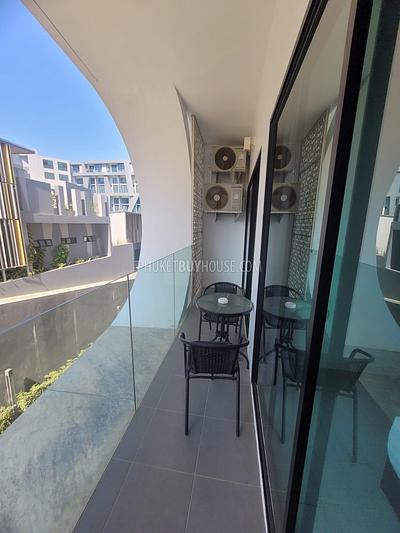 NAI22135: Modern Comfort: Fully Furnished 1-Bedroom Apartment in Naiharn. Photo #3