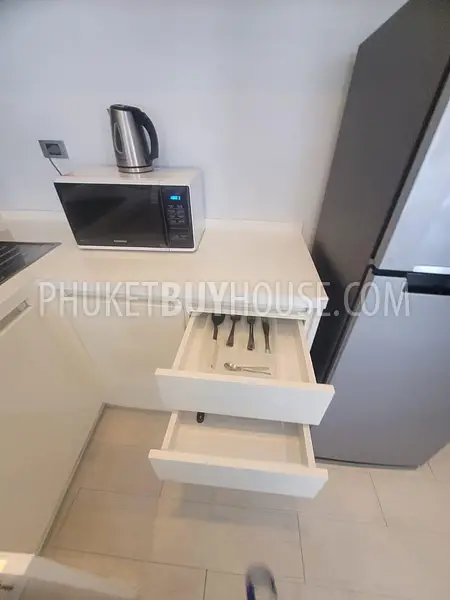 NAI22135: Modern Comfort: Fully Furnished 1-Bedroom Apartment in Naiharn. Photo #10