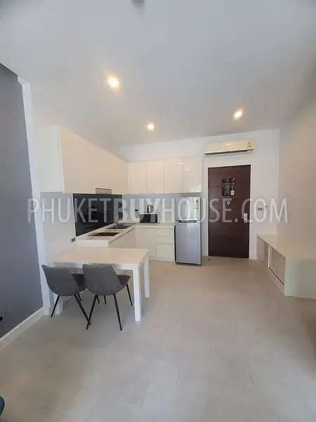 NAI22135: Modern Comfort: Fully Furnished 1-Bedroom Apartment in Naiharn. Photo #5