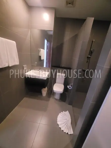 NAI22135: Modern Comfort: Fully Furnished 1-Bedroom Apartment in Naiharn. Photo #11