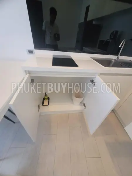 NAI22135: Modern Comfort: Fully Furnished 1-Bedroom Apartment in Naiharn. Photo #7