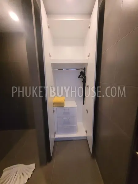 NAI22135: Modern Comfort: Fully Furnished 1-Bedroom Apartment in Naiharn. Photo #9