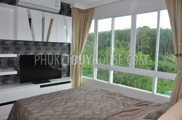 KTH22139: Продается элегантная квартира с 2 спальнями в самом центре Пхукета с видом на горы. Фото #13