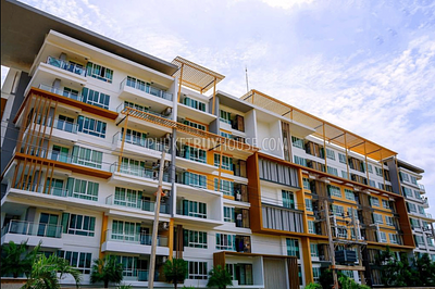 KTH22141: Chic 2-Bedroom Apartment - Serene Haven in Central Phuket Available for Purchase. Photo #2