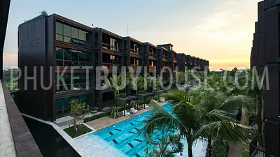 RAW6993: Corner Apartment with Garden Access in Nai Harn. Photo #1