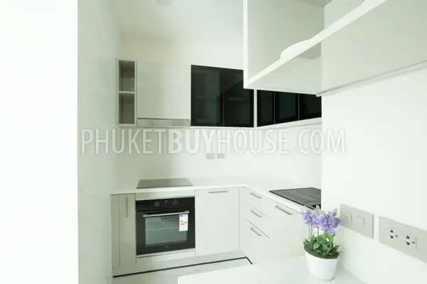 KAR22142: Coastal Elegance: Stylish 2-Bedroom Haven Steps from Karon Beach. Photo #7
