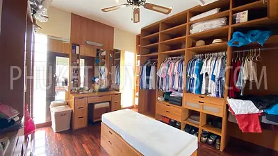 SUR6769: 5 Bedroom Villa in Surin. Photo #5