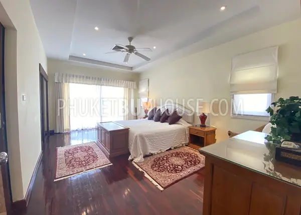 SUR6769: 5 Bedroom Villa in Surin. Photo #15