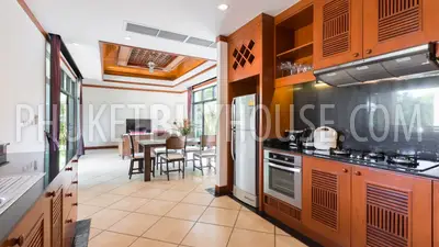 NAI7184: Two Bedroom Pool Villa in Nai Harn. Photo #16
