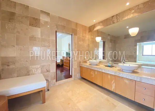 SUR6769: 5 Bedroom Villa in Surin. Photo #21