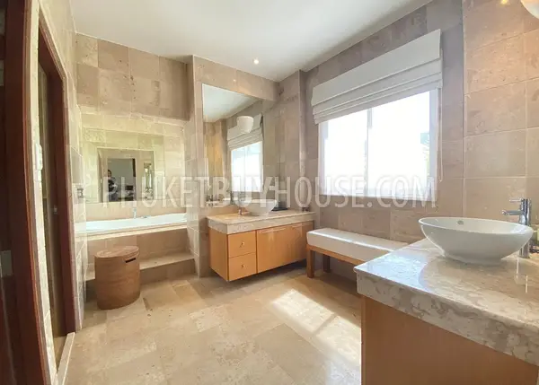 SUR6769: 5 Bedroom Villa in Surin. Photo #27
