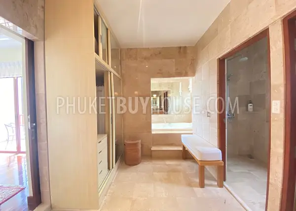 SUR6769: 5 Bedroom Villa in Surin. Photo #33