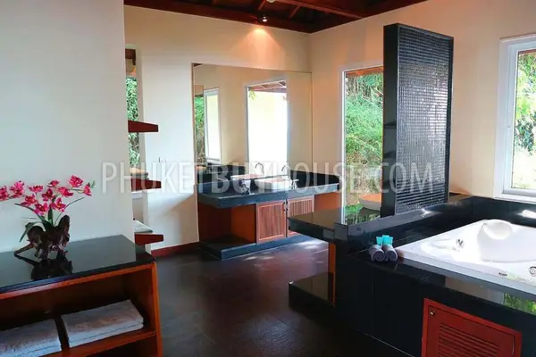 KAM6739: Luxury Villa with Panoramic Sea Views in Kamala. Photo #23