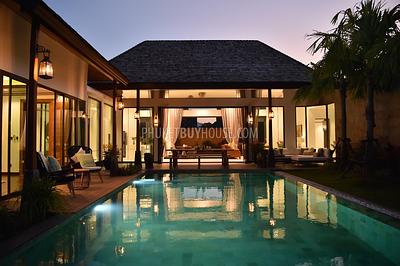 BAN6745: Tropical Villas for Sale in Bang Tao. Photo #16