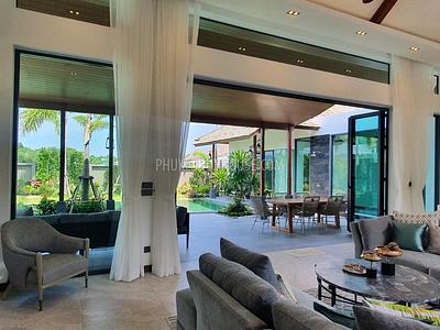 BAN6745: Tropical Villas for Sale in Bang Tao. Photo #56