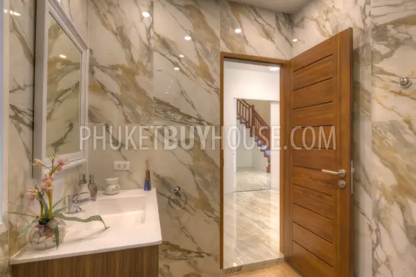 BAN6792: Magnificent Villa For Sale in Laguna, Bang Tao. Photo #30