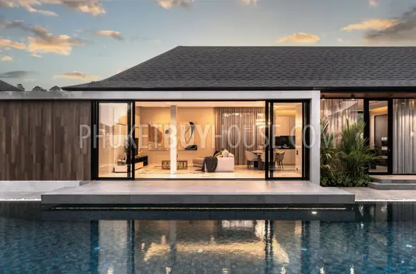 CHE22088: Wood and Marble: Elegant and Laconic Minimalist Style 4-Bedroom Villa in Choeng Thale. Photo #12