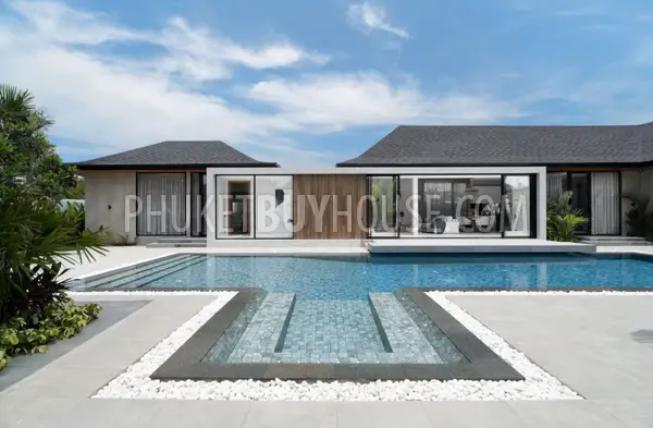 CHE22088: Wood and Marble: Elegant and Laconic Minimalist Style 4-Bedroom Villa in Choeng Thale. Photo #15
