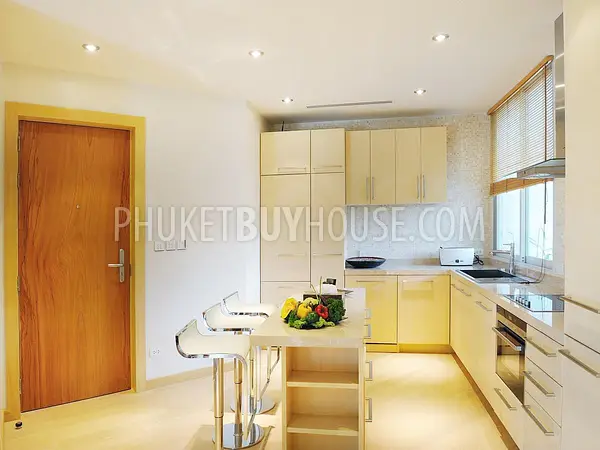 BAN6779: Luxury Apartments on the first line of Bang Tao Beach. Photo #3