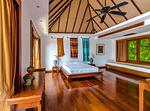 SUR22148: Surin's Exquisite Three-Bedroom Villa with Luxury Amenities. Thumbnail #9