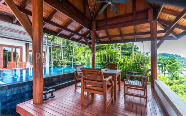 SUR22148: Surin's Exquisite Three-Bedroom Villa with Luxury Amenities. Photo #3
