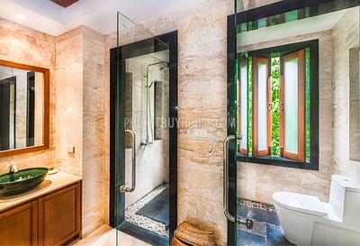 SUR22148: Surin's Exquisite Three-Bedroom Villa with Luxury Amenities. Photo #16