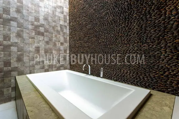 LAY6782: Luxury Villa for Sale in Layan Area. Photo #4