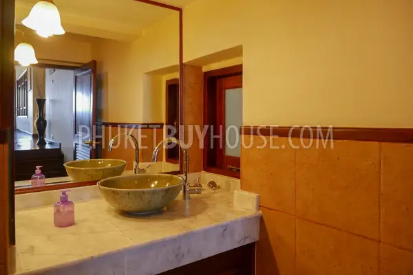PAT7206: Three Bedroom Villa on a Hill Above Patong. 照片 #6