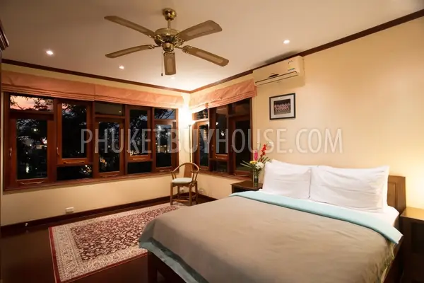PAT7206: Three Bedroom Villa on a Hill Above Patong. 照片 #15