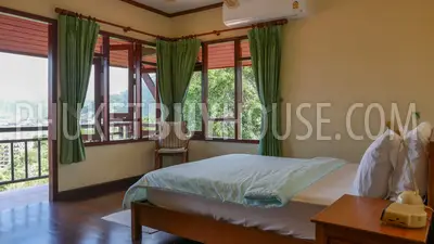 PAT7206: Three Bedroom Villa on a Hill Above Patong. Photo #42