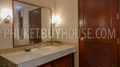 PAT7206: Three Bedroom Villa on a Hill Above Patong. Photo #32