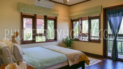 PAT7206: Three Bedroom Villa on a Hill Above Patong. Photo #45