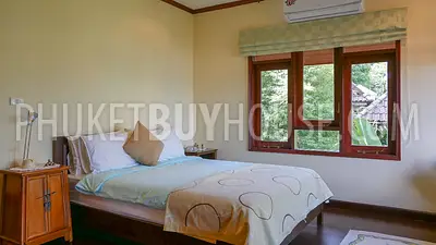 PAT7206: Three Bedroom Villa on a Hill Above Patong. Photo #66