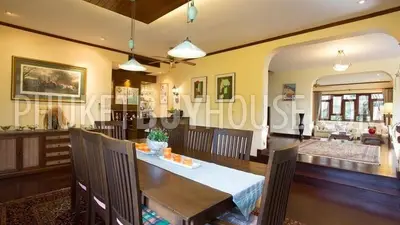 PAT7206: Three Bedroom Villa on a Hill Above Patong. Photo #11
