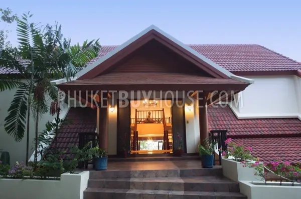 PAT7206: Three Bedroom Villa on a Hill Above Patong. 照片 #33